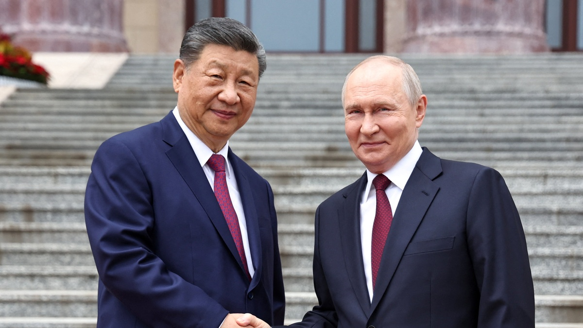 Tổng thống Nga Putin đã rời thủ đô Bắc Kinh, kết thúc chuyến thăm cấp nhà nước tới Trung Quốc kéo dài khoảng 24 giờ với hàng loạt cuộc tiếp xúc cấp cao