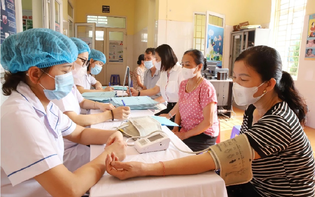 Người dân sẽ nhận gói khám sức khỏe định kỳ miễn phí trị giá 350.000 đồng từ năm 2026 do ngân sách chi trả, ưu tiên người chưa tham gia bảo hiểm.