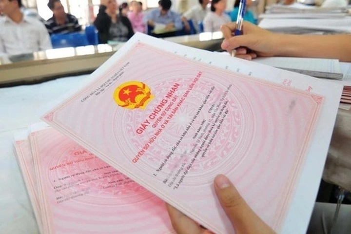 Ứng dụng VNeID vừa được tích hợp Giấy chứng nhận quyền sử dụng đất, quyền sở hữu nhà ở và tài sản khác gắn liền với sổ đỏ